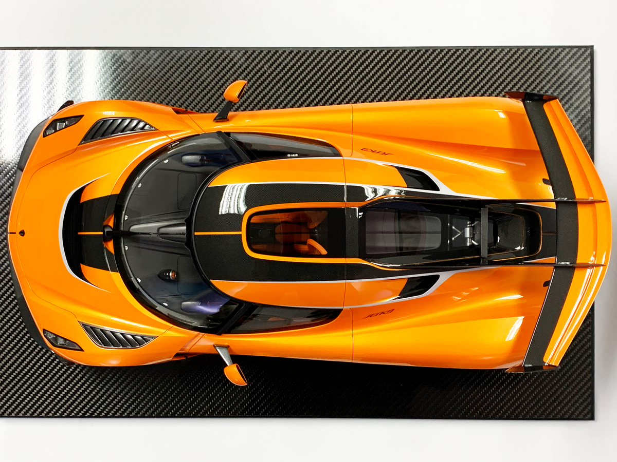 Koenigsegg Jesko – Tango Blaze Edition 1:8