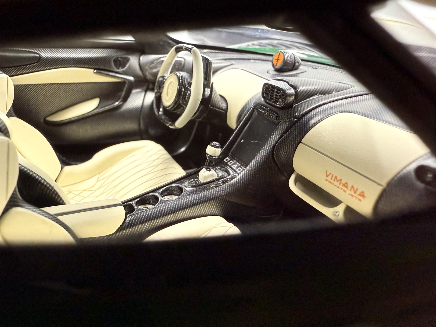 Koenigsegg Jesko – Emerald Carbon Edition 1:18