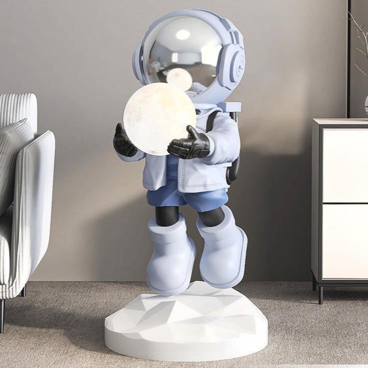 Decorative Astronaut Table Lamp with LED Globe – Modern Space-Themed Lamp for Home and Office