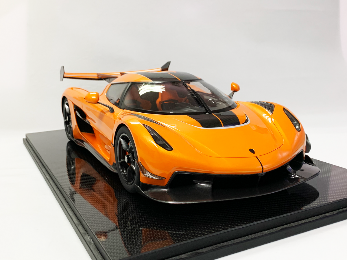 Koenigsegg Jesko – Tango Blaze Edition 1:8