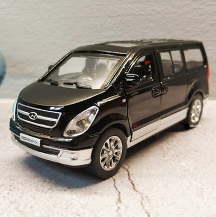 1:32 Hyundai H-1 Grand Starex MPV Legering Bilmodell Diecast Metal Leksak Bilmodell Simulering Ljud Ljus Collection Barnpresent