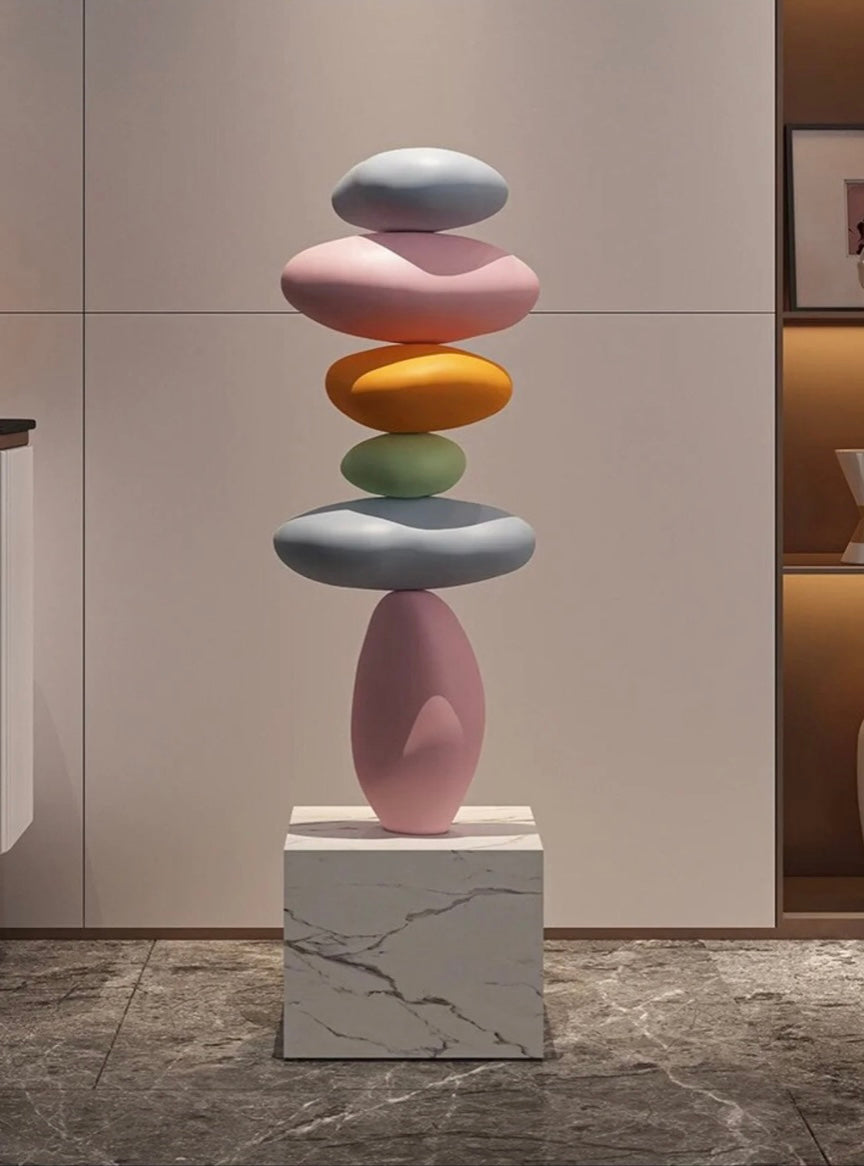Glowing Stone – 80 cm Konststaty i Feng Shui-stil (Pastell / Monokrom)