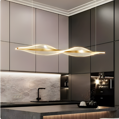 LED-lampa med energieffektiv teknologi och stilren design som förhöjer inredningen i ditt hem.
LED lamp with energy-efficient technology and sleek design that enhances your home décor.