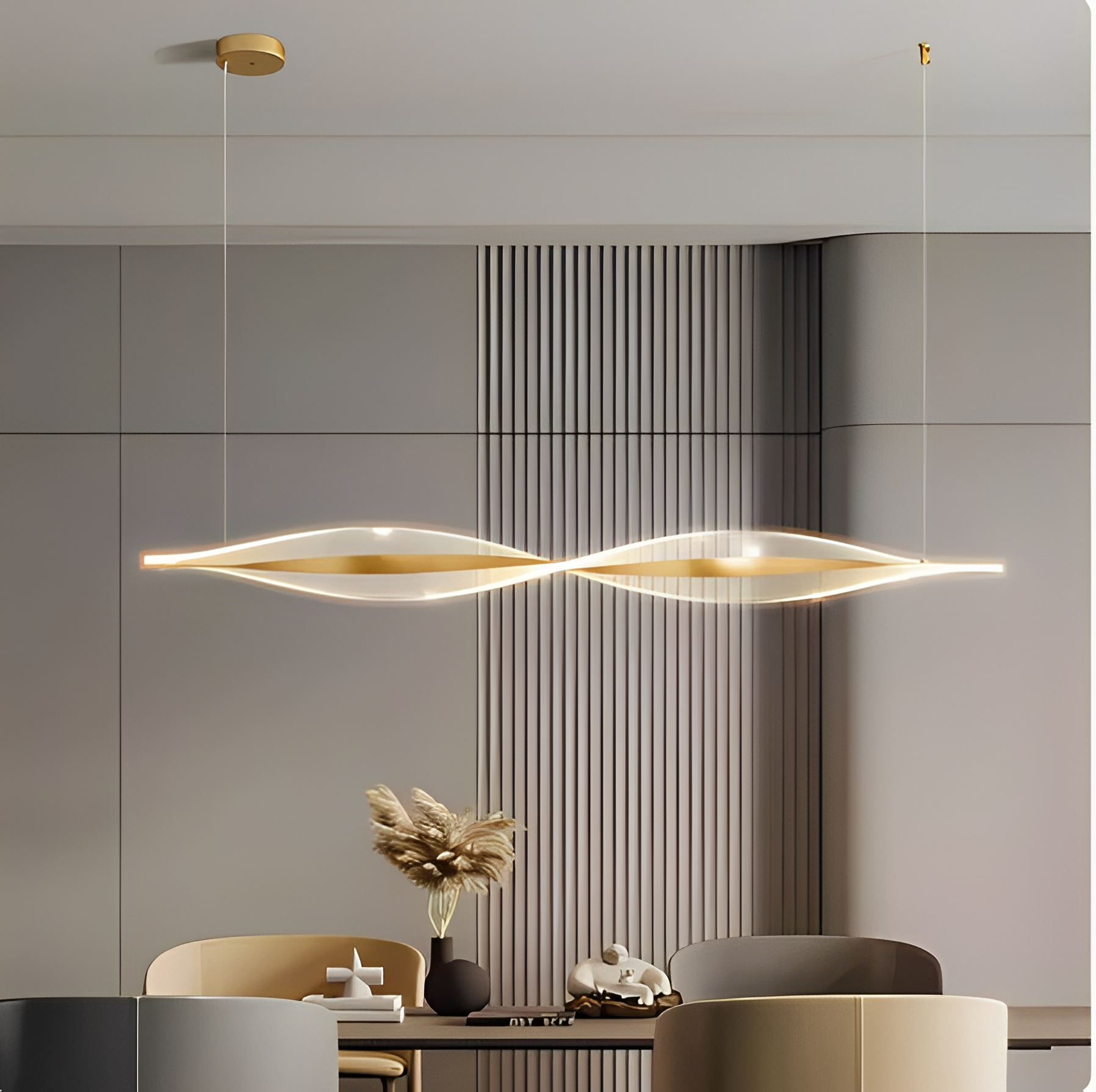 Stilren pendellampa med klart och behagligt ljus, perfekt för mysiga kvällar och sociala tillställningar.
Sleek pendant lamp with clear and pleasant light, perfect for cozy evenings and social gatherings.