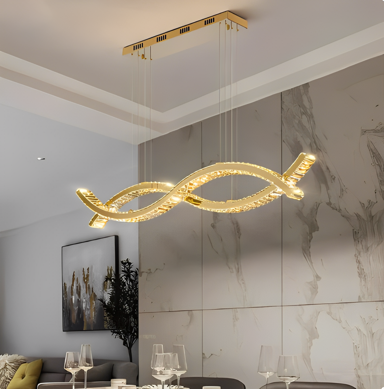  Exklusiv taklampa för matsalen med en balanserad kombination av stil och funktion.
EN: Exclusive ceiling lamp for the dining room with a balanced combination of style and function.