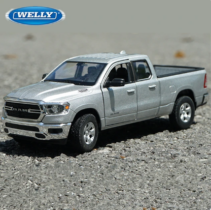 Tuff Dodge RAM 1500 Pickup – 1:24 Metallmodellbil för Lek & Samling | Perfekt Barngåva!